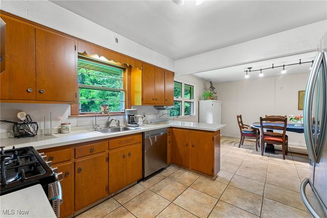 1729 Mccollum Rd, House other with 3 bedrooms, 2 bathrooms and null parking in Youngstown OH | Image 12