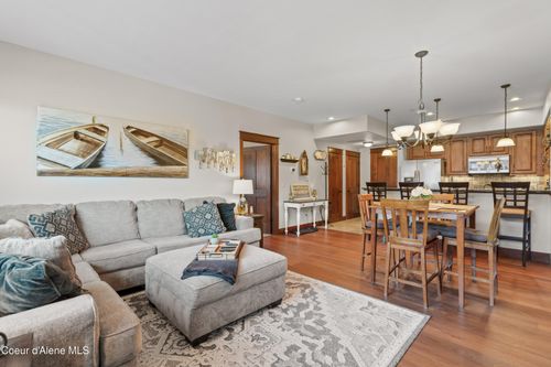 apt-208-2050 N Main St, Coeur D Alene, ID, 83814-5379 | Card Image