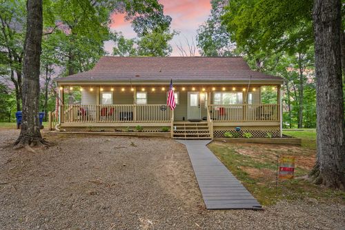 1060 Stonegate Dr, Burnside, KY, 42519-9369 | Card Image