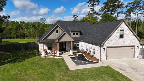 12110 Woodland Cir, Beaumont, TX, 77705-6540 | Card Image
