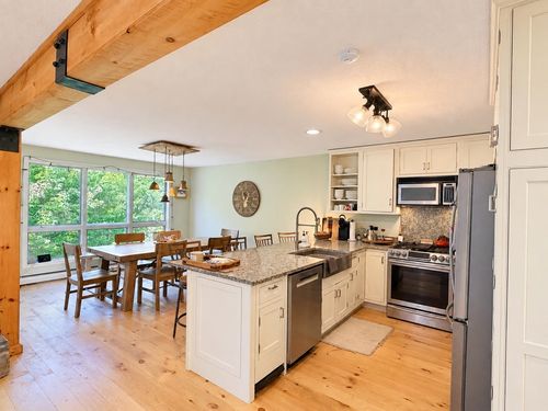 17A Silver Birch, Dover, VT, 05356 | Card Image