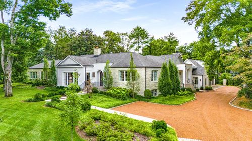 215 Lynnwood Ter, Nashville, TN, 37205-2913 | Card Image