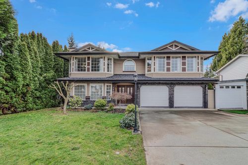 7015 142 St, Surrey, BC, V3W5N4 | Card Image