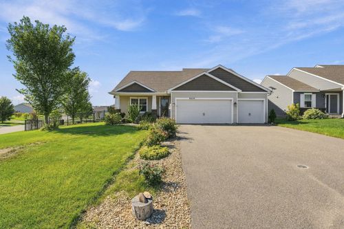 8539 Titanium Cir, Woodbury, MN, 55129-2227 | Card Image
