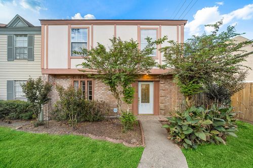 7-17116 Beaver Springs Dr, Houston, TX, 77090-2300 | Card Image
