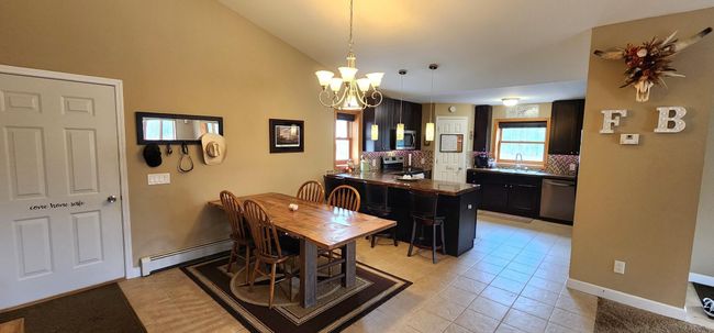 Dining and kitchen | Image 7