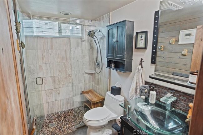 19942 Blythe St, House other with 4 bedrooms, 2 bathrooms and 2 parking in Winnetka CA | Image 15