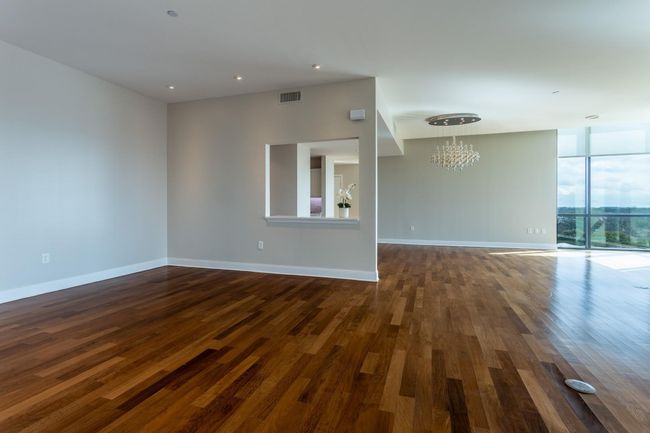 Freshly updated living-dining bar opening. | Image 4