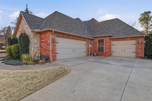3101 Meriweather Rd, Edmond, OK, 73003-2167 | Card Image