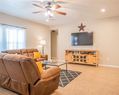 229 Woodhaven Drive, House other with 3 bedrooms, 2 bathrooms and null parking in West Columbia TX | Image 3