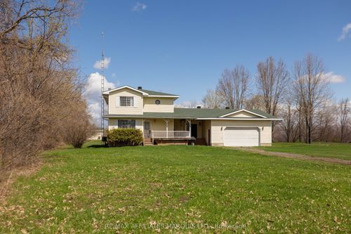 16469 Myers Rd, Lunenburg, ON, K0C1R0 | Card Image