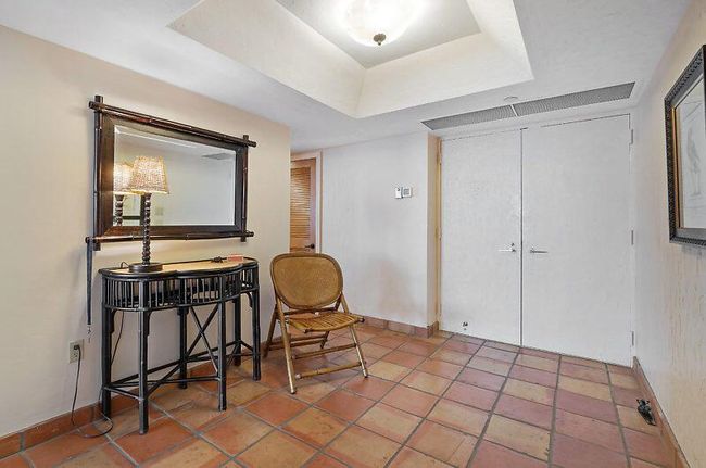 APT-11C - 5070 N Ocean Dr, Condo with 2 bedrooms, 2 bathrooms and null parking in Riviera Beach FL | Image 28