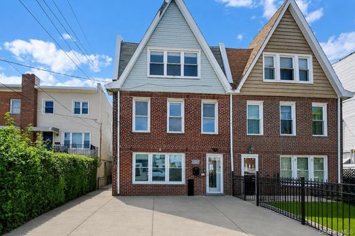 227 Calhoun Ave, Bronx, NY, 10465-3314 | Card Image