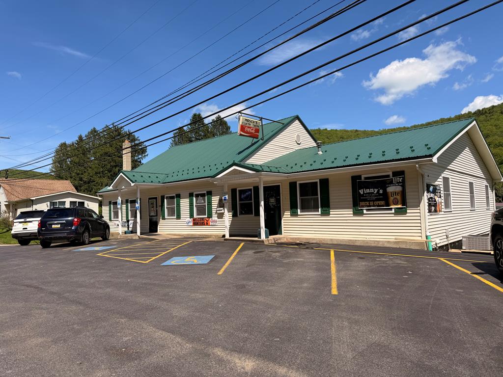 762 N Main St, Coudersport, PA 16915