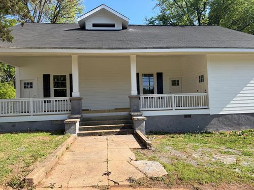 707 E 7th St, West Point, GA, 31833-2271 | Card Image