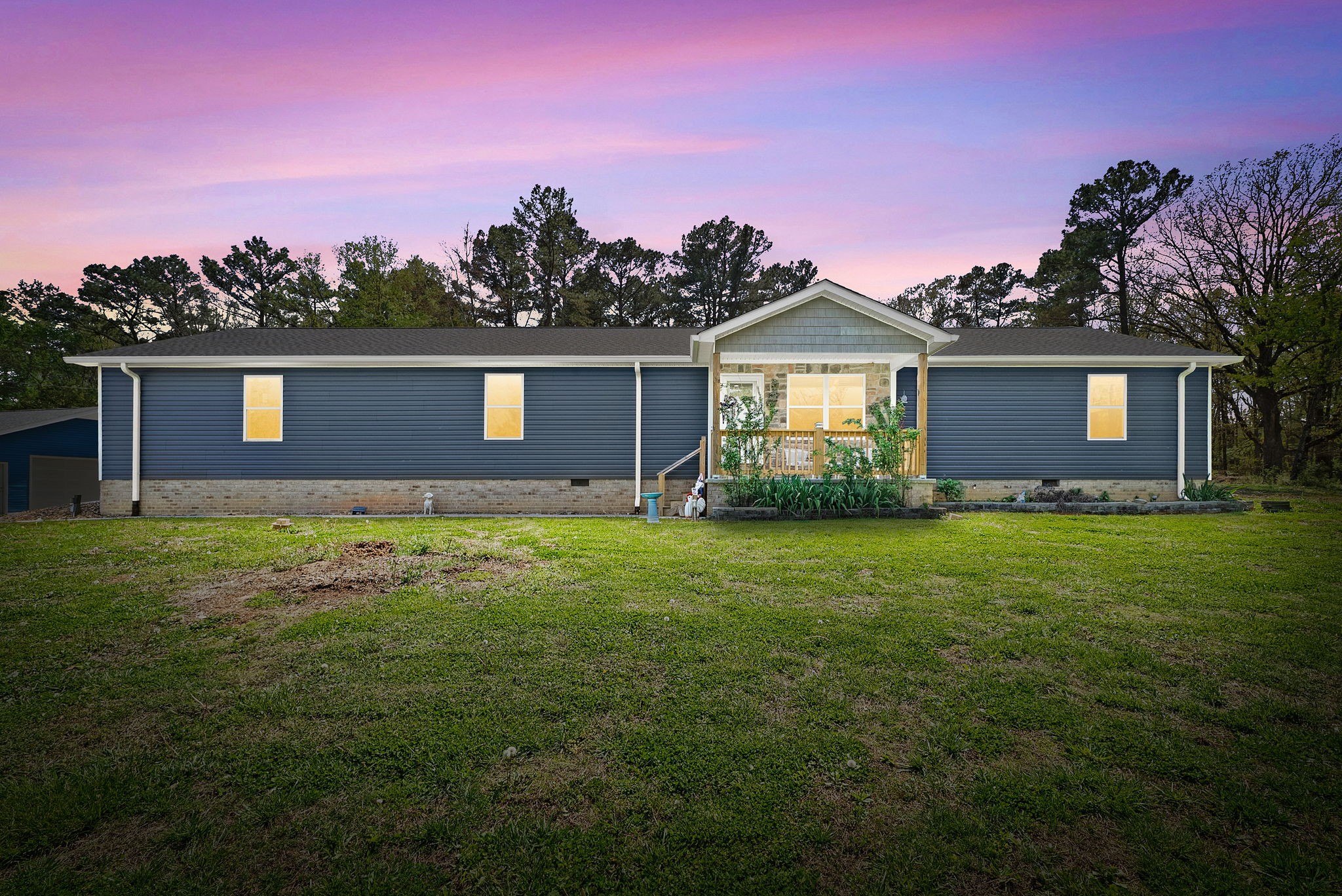 Residential in Mc Ewen 2
