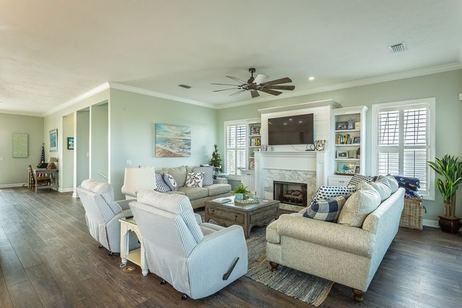 1637 Wayfarers Ct, House other with 4 bedrooms, 4 bathrooms and 4 parking in St. George Island FL | Image 12