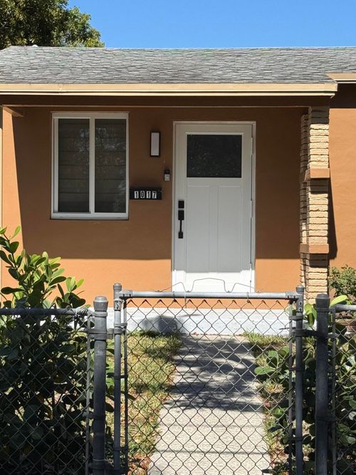 1017 Hampton Rd, West Palm Beach, FL, 33405-1369 | Card Image