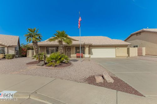 6424 E Menlo St, Mesa, AZ, 85215-2238 | Card Image