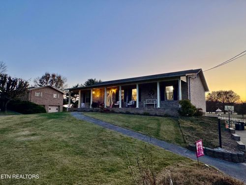 188 Huntsman Ln, Bean Station, TN, 37708-5800 | Card Image