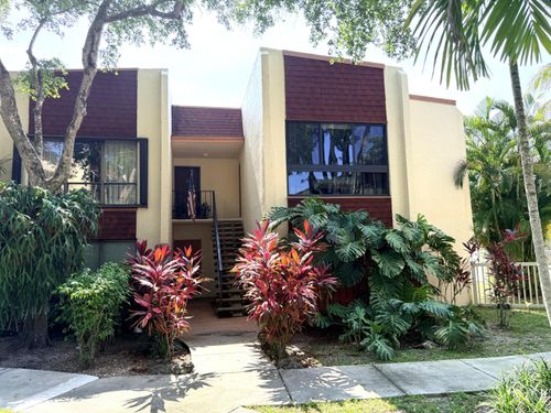 265-301 N Pine Island Rd, Plantation, FL, 33324-7806 | Card Image