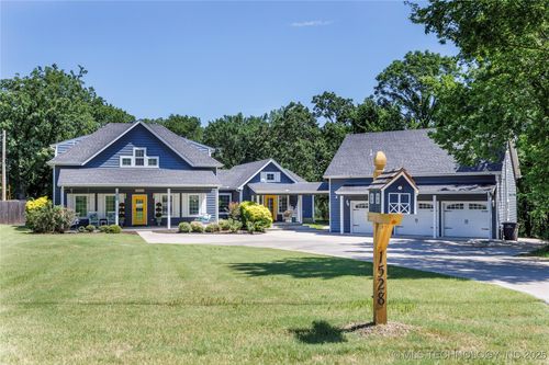 1528 Smysor Dr, Bartlesville, OK, 74006-4926 | Card Image