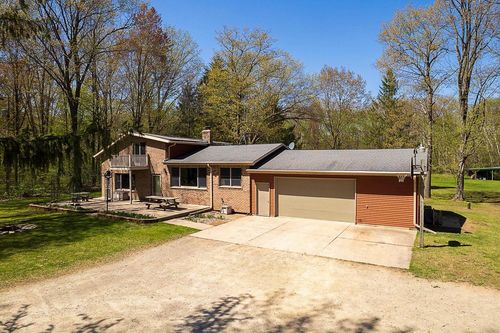 W5562 Navarino Road, NAVARINO, WI, 54170 | Card Image
