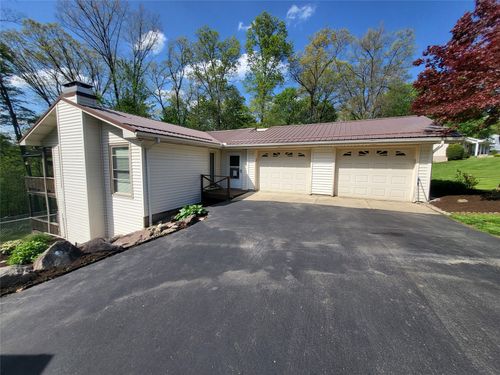 1294 Carmont Dr, Meadville, PA, 16335-2821 | Card Image