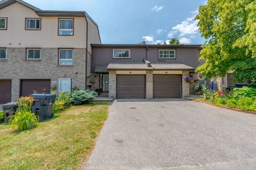 58-1131 Sandhurst Cir, Scarborough, ON, M1V1V5 | Card Image