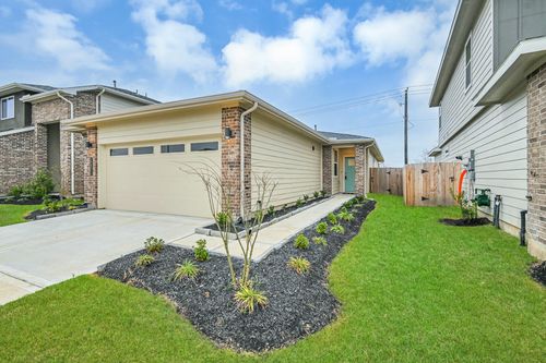 12511 Walmgate Ct, Houston, TX, 77047-2041 | Card Image