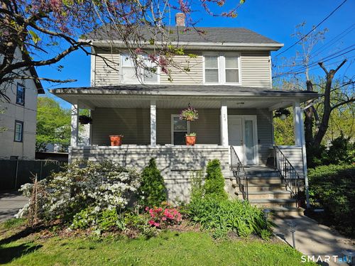 24 Hollow Wood Ln, Greenwich, CT, 06831-5002 | Card Image