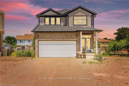 198 Jacob St E, Tavistock, ON, N0B2R0 | Card Image