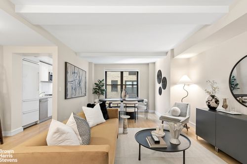4b-230 Riverside Dr, New York, NY, 10025-6133 | Card Image