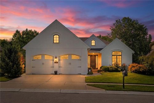 8430 N Donnelly Ct, Kansas City, MO, 64157-9203 | Card Image