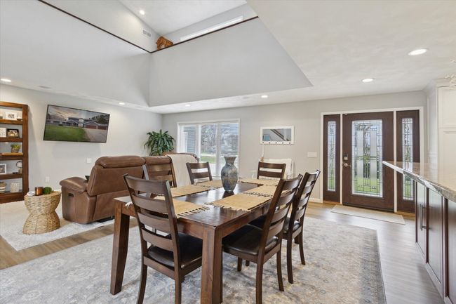 4441 N John Paul Rd, House other with 6 bedrooms, 4 bathrooms and null parking in MILTON WI | Image 8