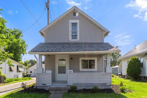 208 N Jefferson St, Ossian, IN, 46777-9701 | Card Image
