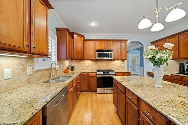 Kitchen | Image 15