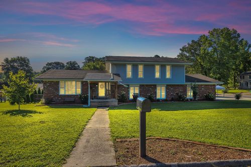 1000 Canterbury Rd, Chattanooga, TN, 37421-4408 | Card Image