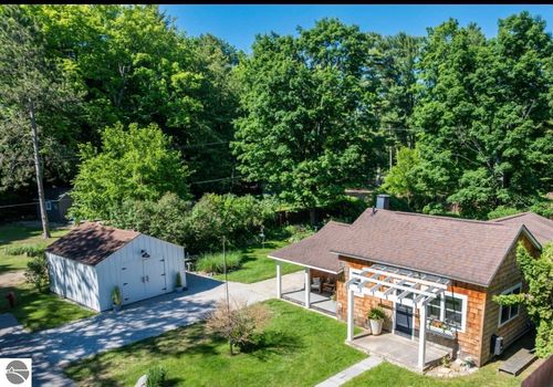 906 Livingston, Elk Rapids, MI, 49629 | Card Image