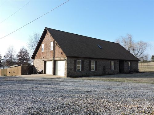 1820 Oak Grove Rd, Van Buren, AR, 72956-8628 | Card Image