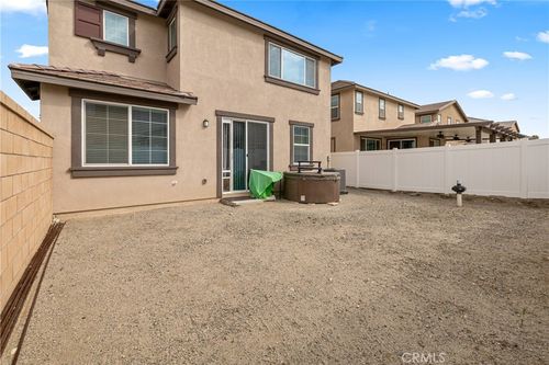 2476 Gunner Ridge Way, Rialto, CA, 92377-4005 | Card Image