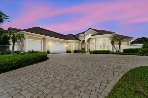 12749 Grand Traverse Dr, Dade City, FL, 33525-8247 | Card Image