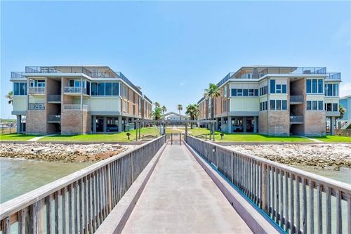 208-631 Channelview Dr, Port Aransas, TX, 78373-5018 | Card Image