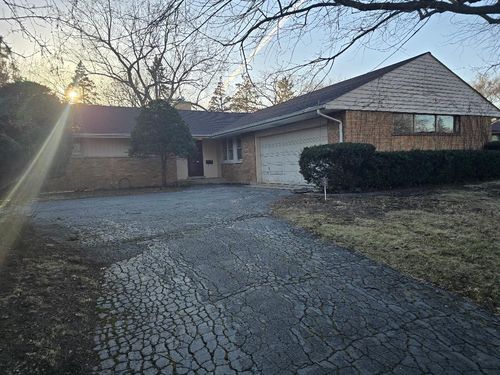 9424 Normandy Ave, Morton Grove, IL, 60053-1335 | Card Image