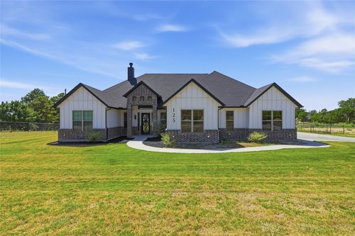 125 County Road 4865, Azle, TX, 76020-8909 | Card Image