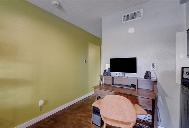 APT-20 - 2302 E Side Dr, Condo with 1 bedrooms, 1 bathrooms and null parking in Austin TX | Image 16