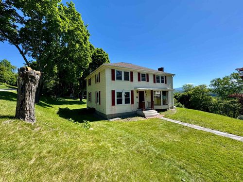 30 Summer St, Bradford, VT, 05033-9139 | Card Image