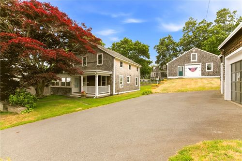 22 South Ave, Tiverton, RI, 02878-4514 | Card Image