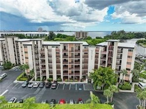 apt-242-3462 Hancock Bridge Pkwy, NORTH FORT MYERS, FL, 33903-7025 | Card Image