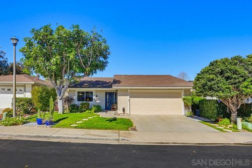 3041 Caminito Arenoso, San Diego, CA, 92117 | Card Image